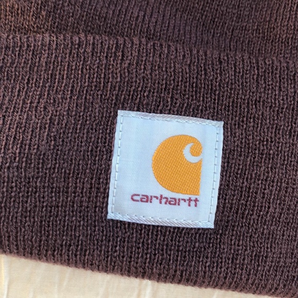 Maroon WOMANS New Carhartt Watch hat beanie NEW - Picture 4 of 6